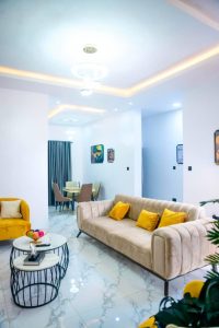 Mega Bungalows - Fully furnished living room 