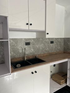 Amazing Grace Court 3 well equipped spacious kitchen 