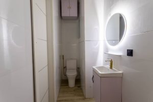 Luxury bathroom and toilet at Ivana court Ajah 
